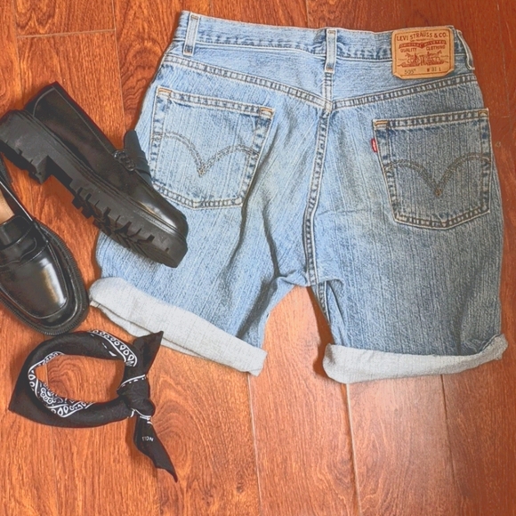 🤠Vintage 505 levis denim shorts🤠 - Picture 1 of 6